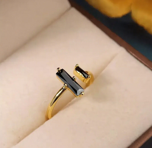 Black obsidian bar ring - black, 18k