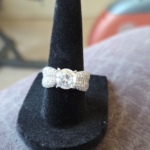 Anello con fiocco tondo - , in